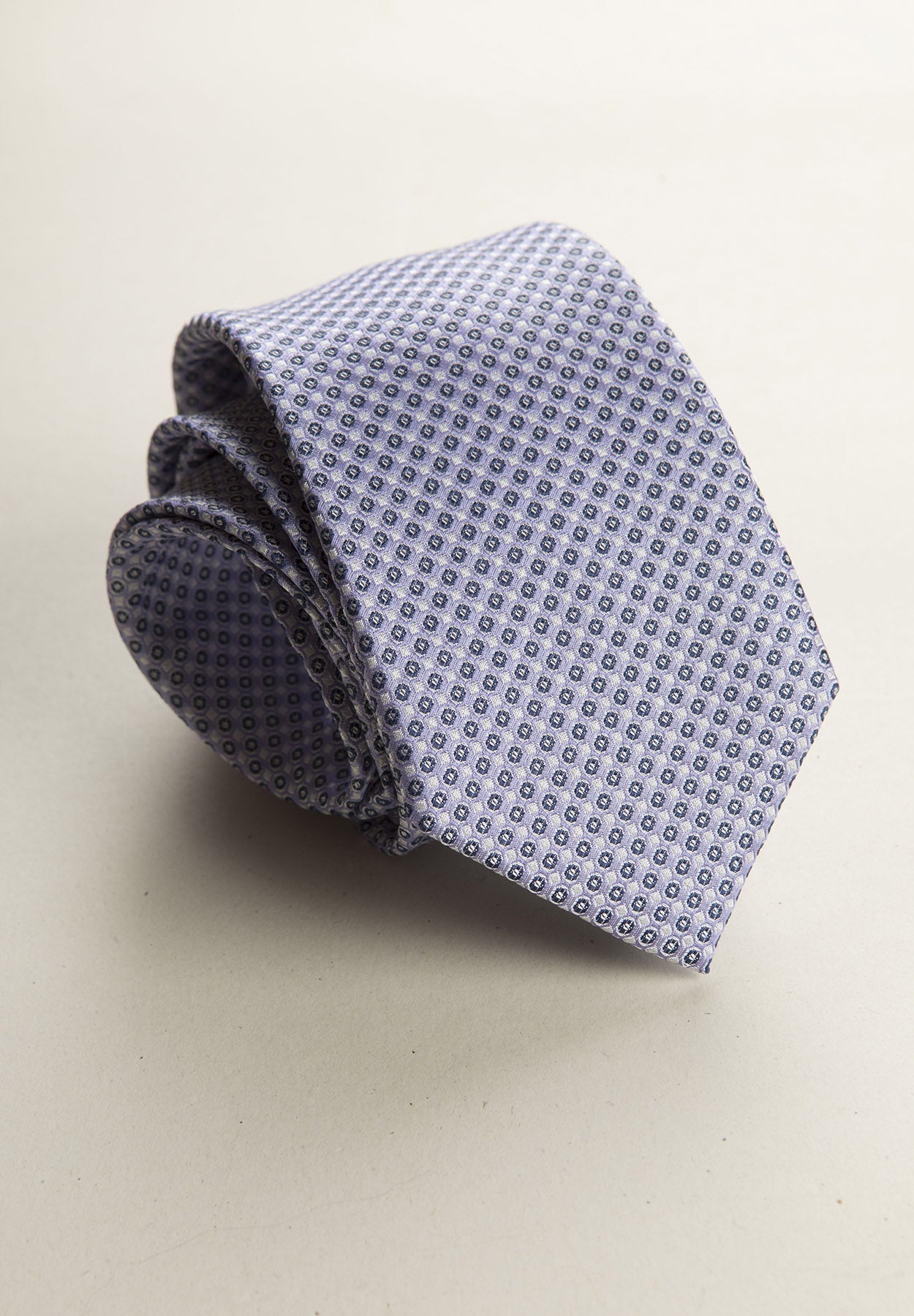 Wisteria Tie With A White And Blue Micro-Pattern In Silk