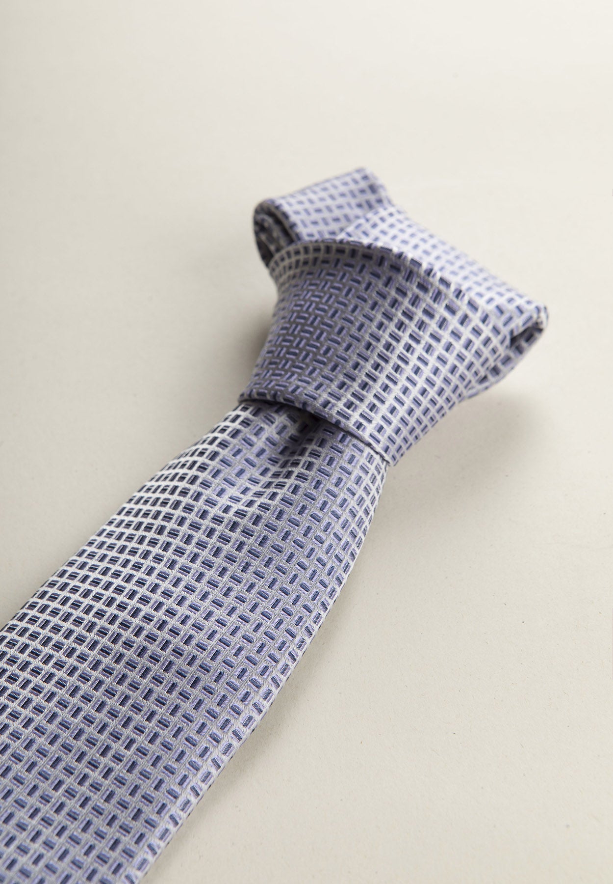 Wisteria Tie With A Blue And White Micro-Pattern In Silk
