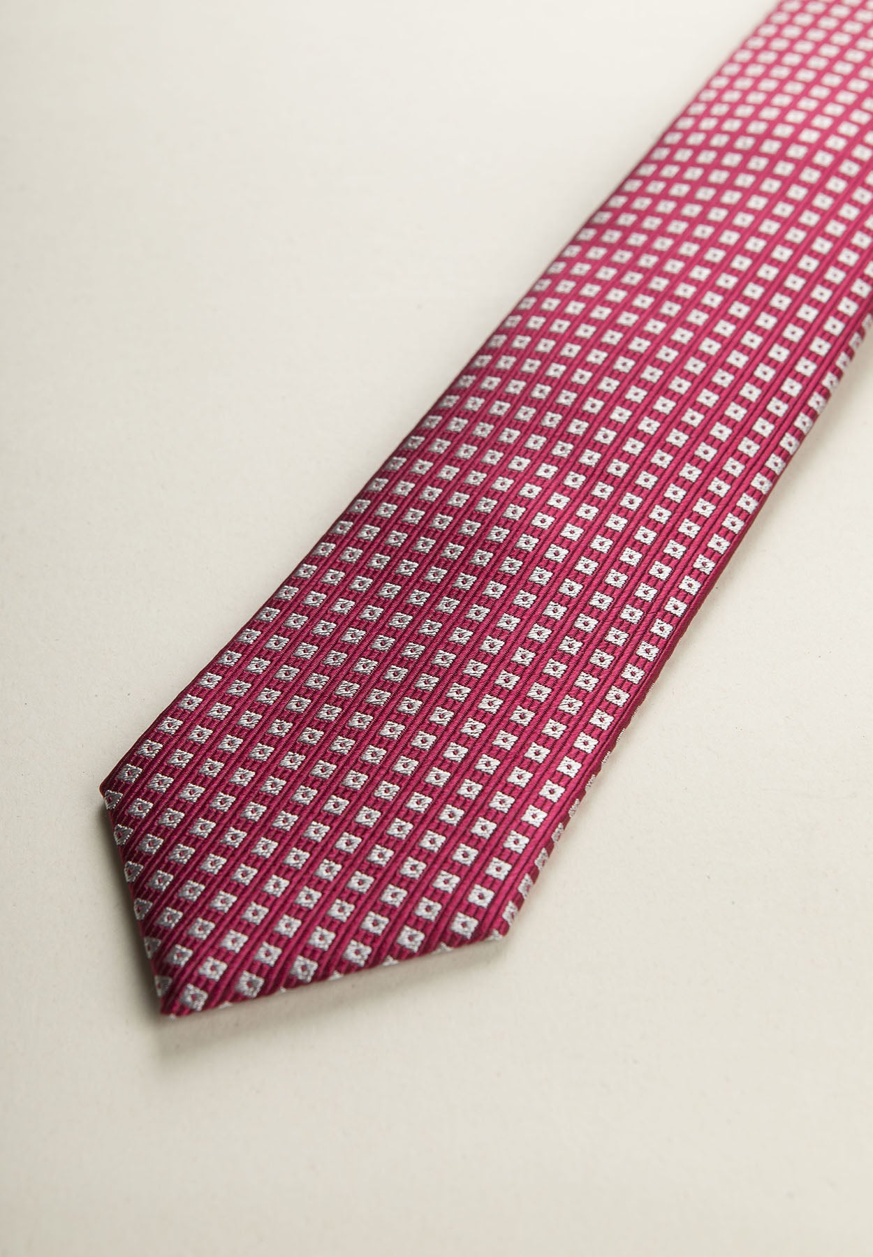 Dark Red Silk Tie With Silver Micro-Pattern