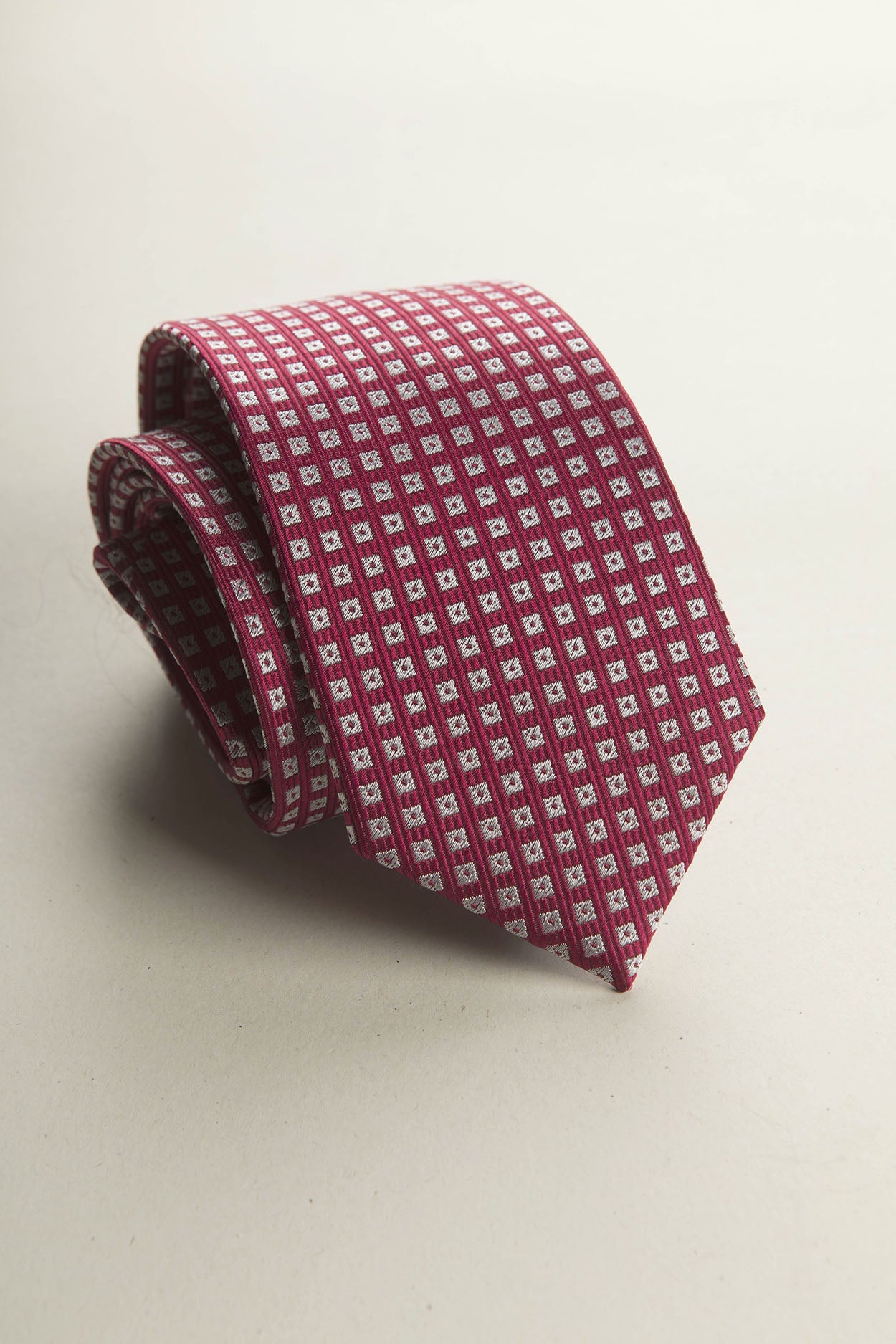 Dark Red Silk Tie With Silver Micro-Pattern
