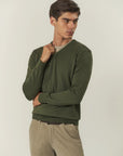 Green V-neck merino wool Lana Gatto