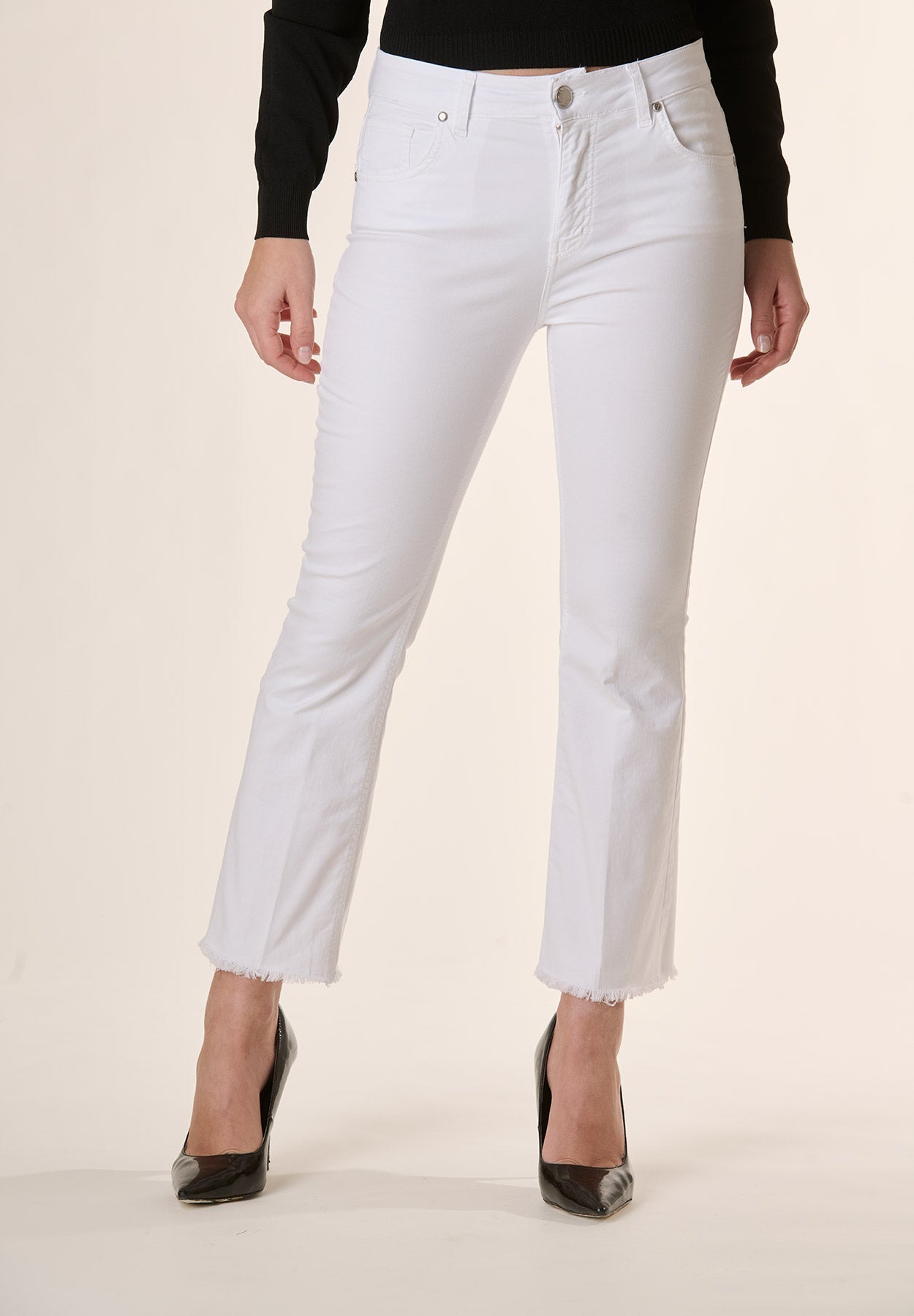 Pantalone bianco trombetta fondo sfrangiato-Angelico