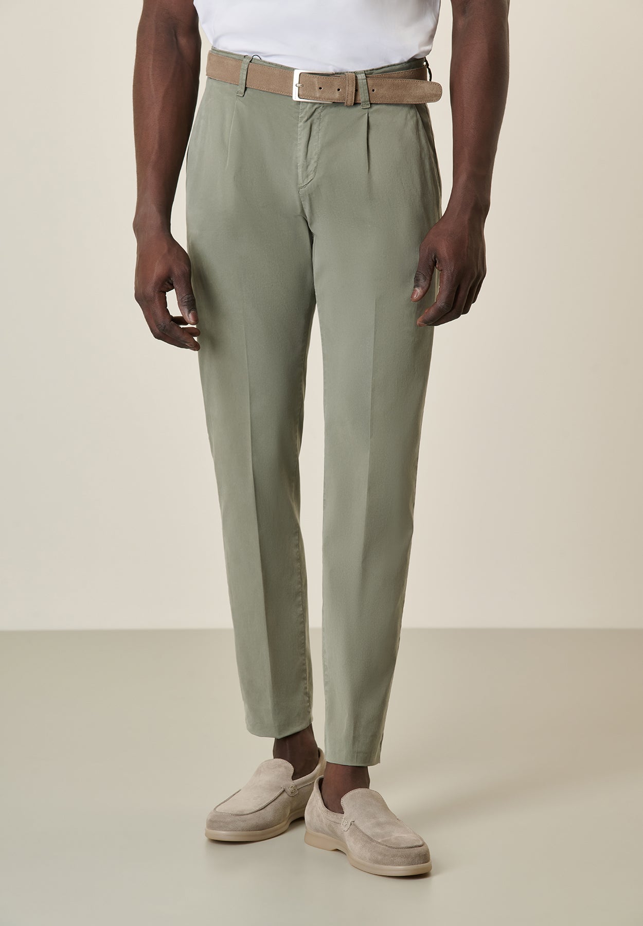Green Pleated Trousers In Slim-Fit Tencel Cotton