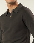 Brown polo shirt with acid-etched effect wool