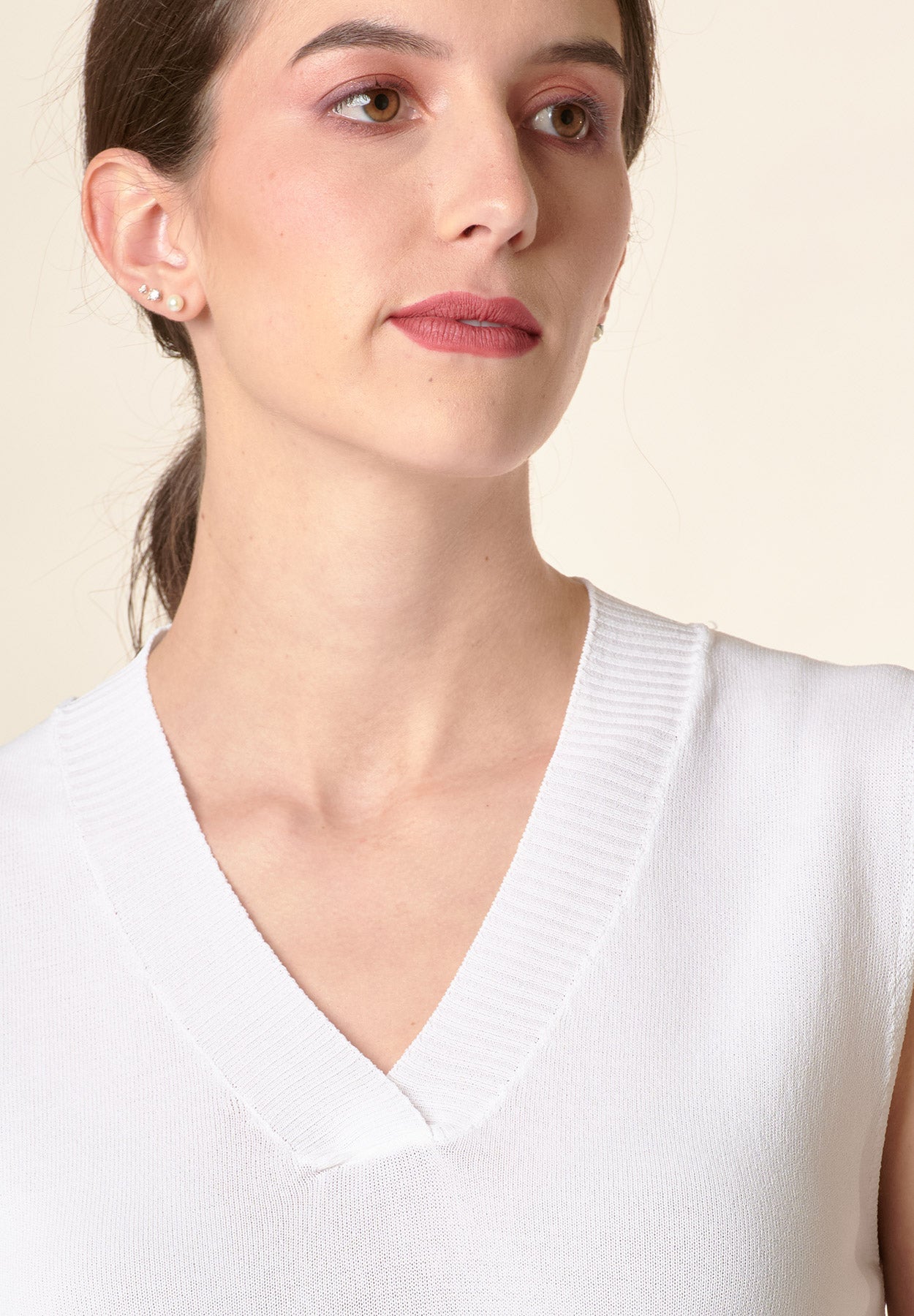 Gilet bianco scollo V viscosa stretch-Angelico