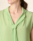 Blusa verde cravattino manica aletta tulle-Angelico