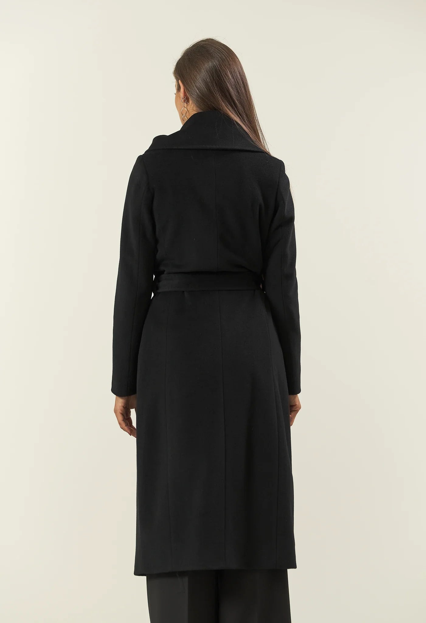 Black cashmere blend coat with ring collar