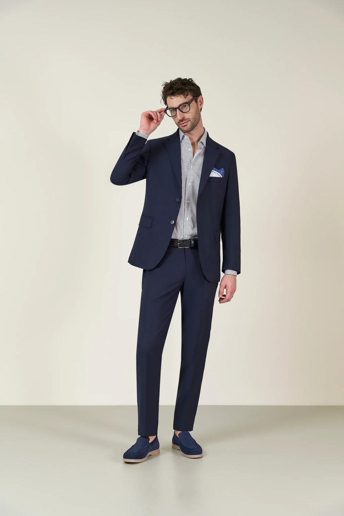 Custom fit blue wool travel suit jacket