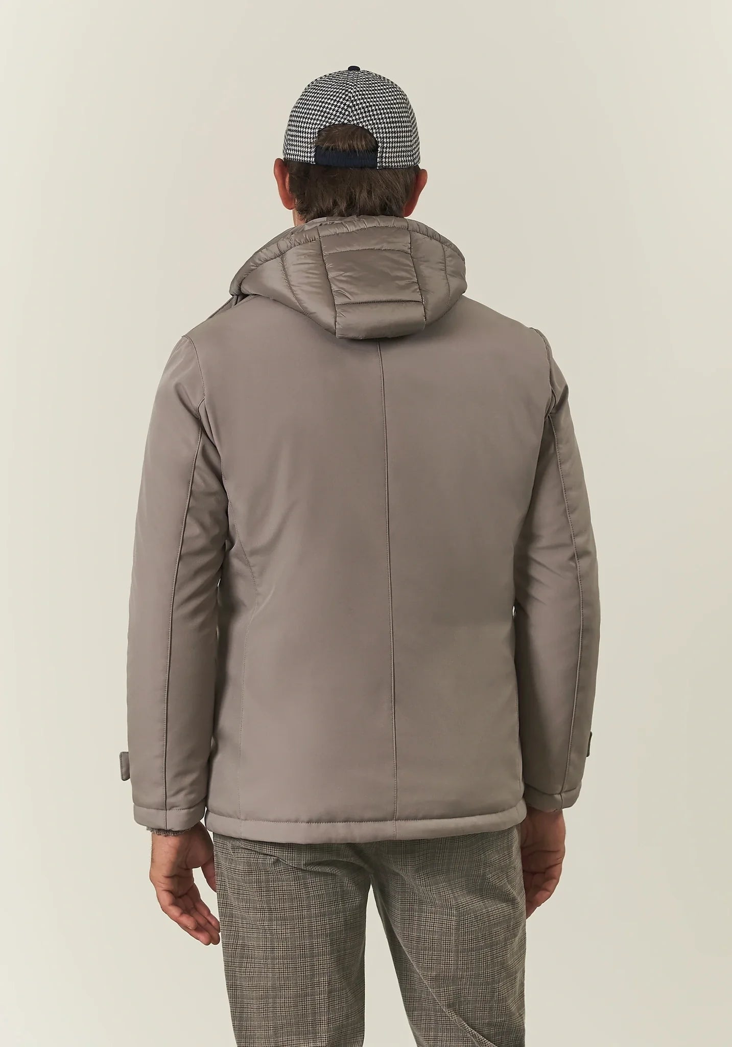 Technical sand jacket with hood and bib