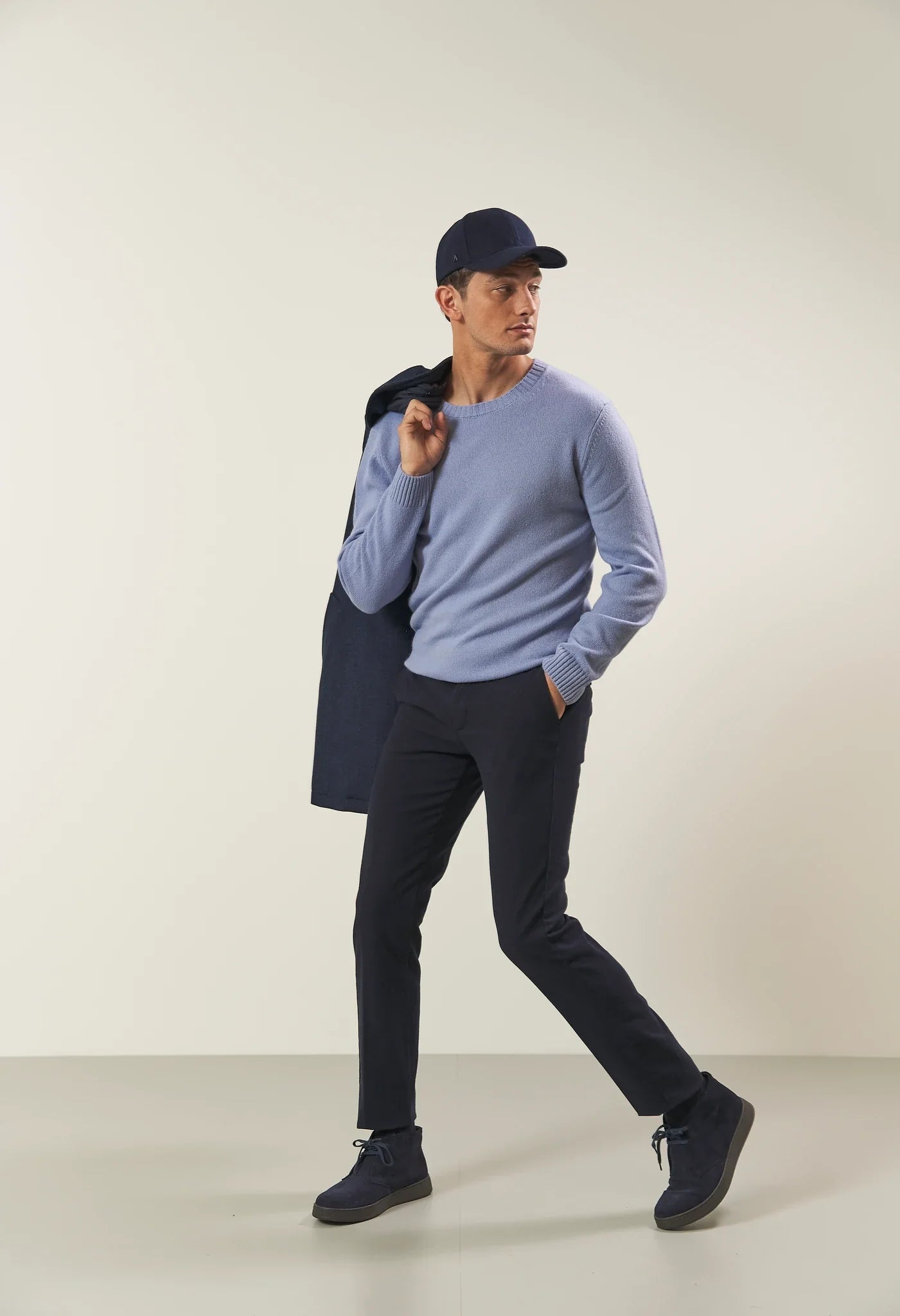 Light blue pure cashmere crewneck